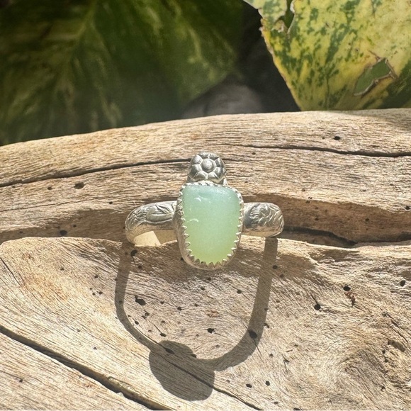 Mint green milk glass sea glass natural sea glass floral sterling & fine silver - Picture 8 of 8